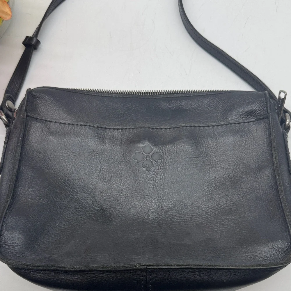 Patricia Nash Elegant Black Leather Crossbody Bag BP9347F